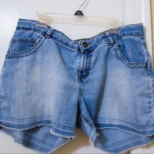 midi shorts light wash jeans size 18 plus